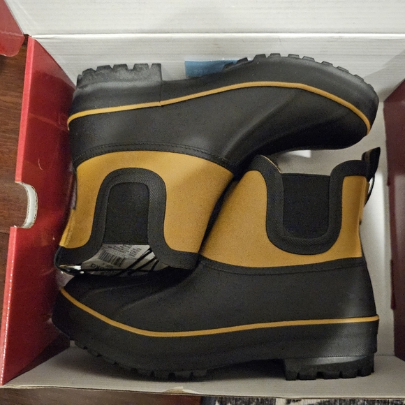 Chooka Rainboots - Picture 3 of 3